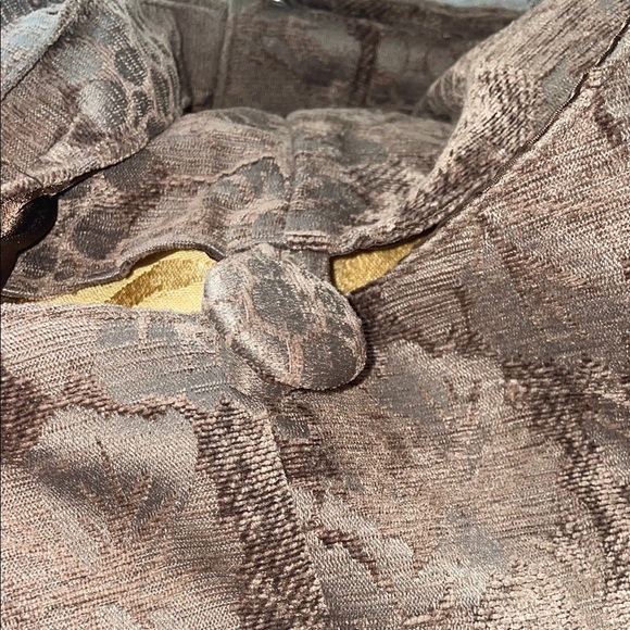 Brown Hobo Bag with Slouchy Design - Picture 3 of 9